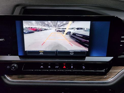 Used 2022 Chevrolet Silverado 1500 LT Trail Boss w/ Protection Package image 41