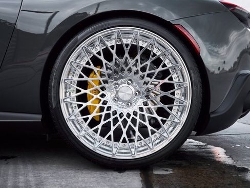 Used 2024 Ferrari Roma image 30