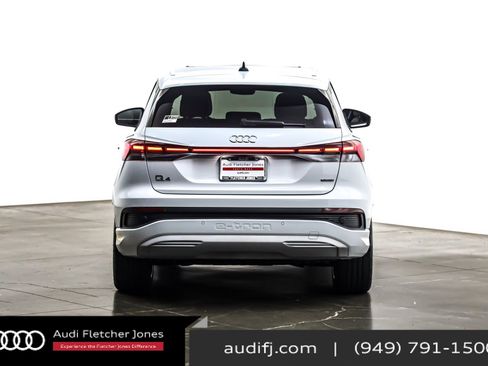 Used 2022 Audi Q4 e-tron Prestige image 5