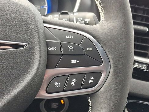 New 2026 Chrysler Voyager LX image 16