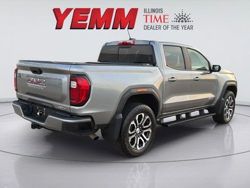 Used 2024 GMC Canyon AT4 w/ AT4 Premium Package AWD/4WD image 11