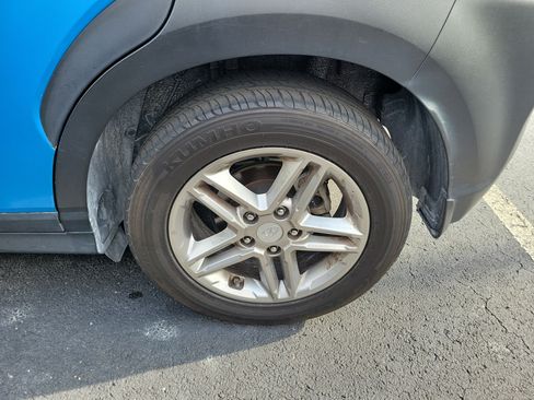 Used 2019 Hyundai Kona SE FWD image 6