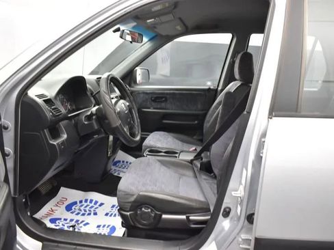 Used 2004 Honda CR-V LX image 14