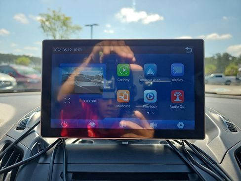 Used 2018 Ford Escape SE FWD image 25