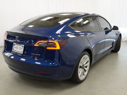 Used 2021 Tesla Model 3 Long Range AWD/4WD image 2
