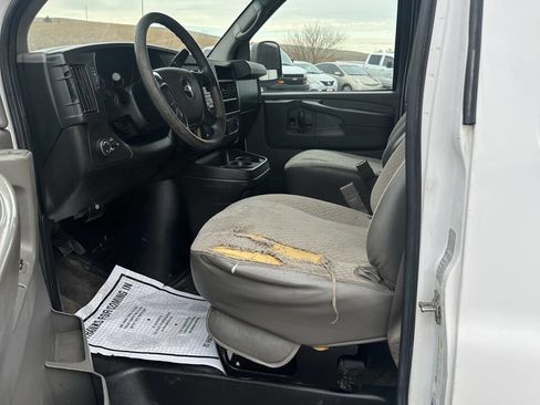 Used 2015 Chevrolet Express 3500 LT w/ LT Preferred Equipment Group image 11