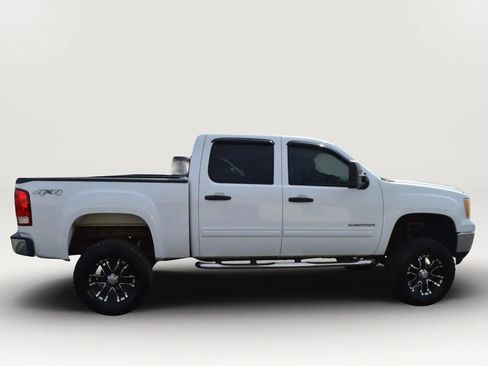 Used 2011 GMC Sierra 1500 SL image 11