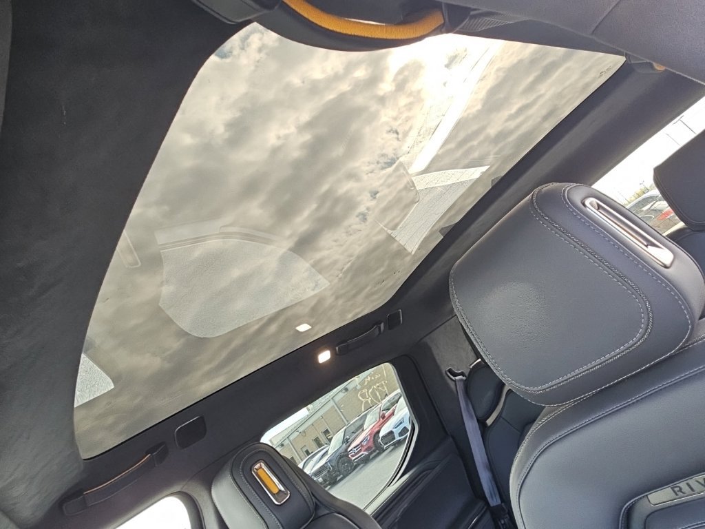 Used 2022 Rivian R1T Launch Edition AWD/4WD image 11