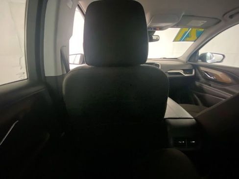 Used 2021 GMC Terrain SLE w/ Driver Convenience Package image 35