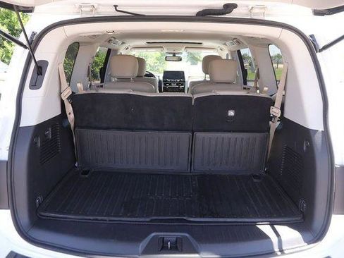 Used 2024 Nissan Armada SL w/ Captain's Chairs Package AWD/4WD image 7