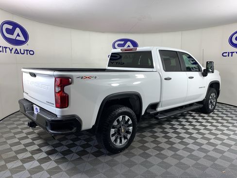 Used 2024 Chevrolet Silverado 2500 Custom w/ Custom Value Package AWD/4WD image 3