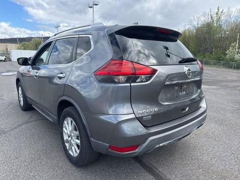 Used 2017 Nissan Rogue SV image 7
