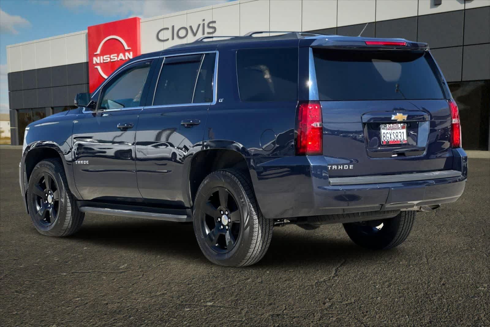 Used 2017 Chevrolet Tahoe LT w/ Luxury Package AWD/4WD image 7