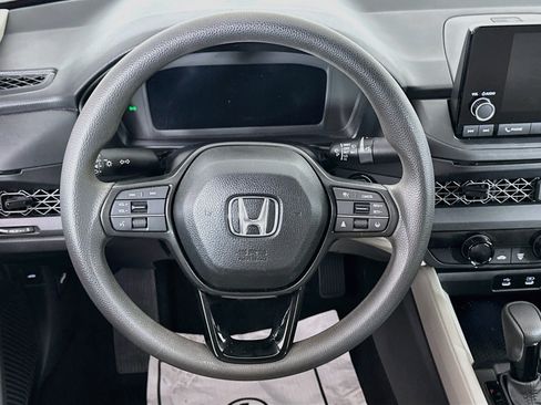 Used 2025 Honda Accord LX image 18
