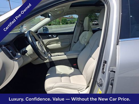 Certified 2023 Volvo XC60 B5 Plus w/ Climate Package AWD/4WD image 14