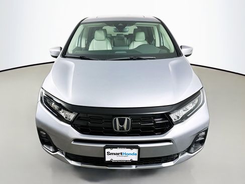 New 2026 Honda Odyssey Touring image 2