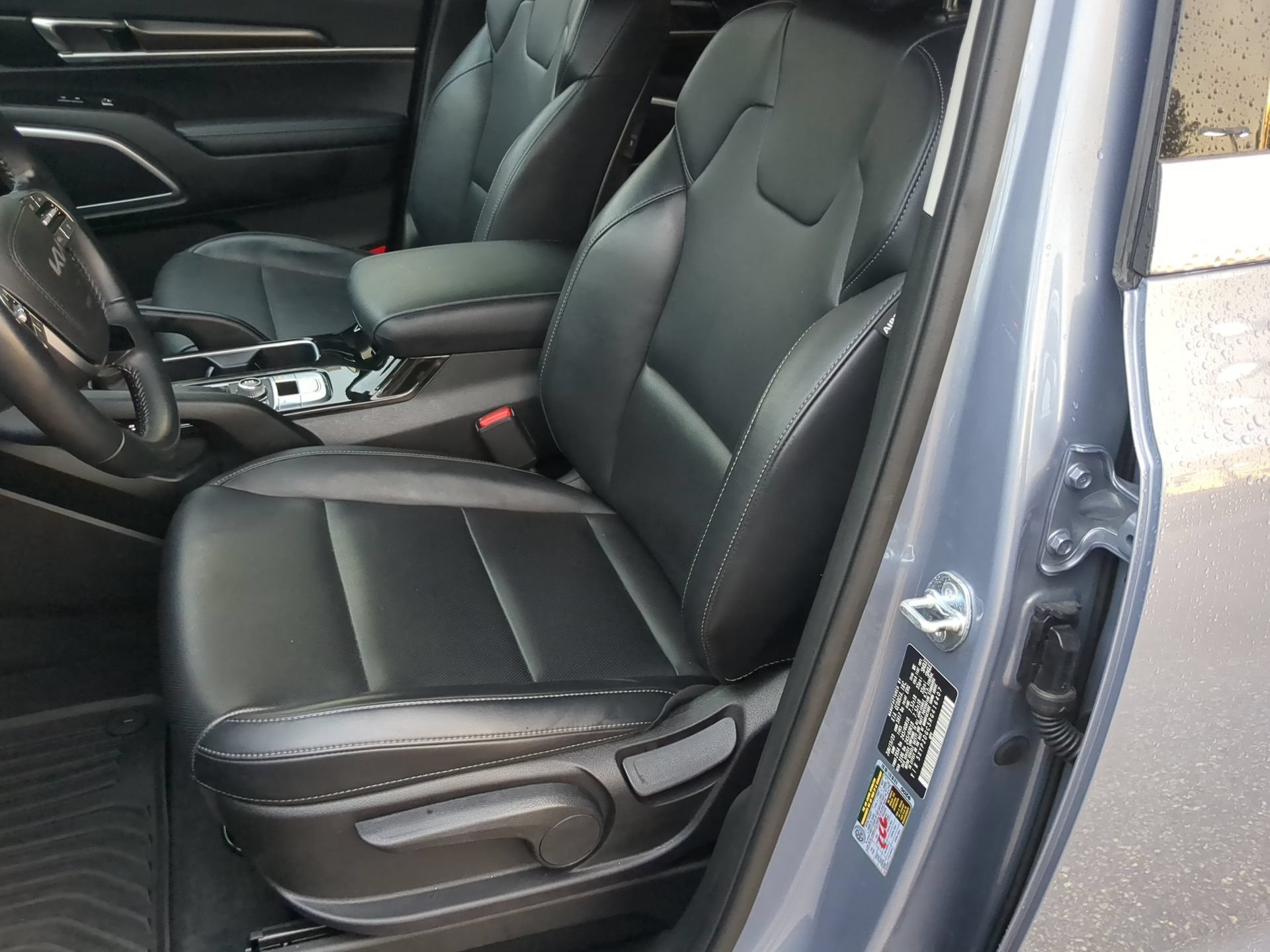 Used 2024 Kia Telluride LX AWD/4WD image 58