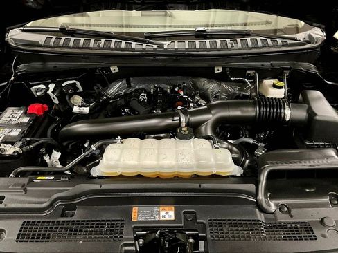 Certified 2025 Ford Expedition Max Platinum AWD/4WD image 10