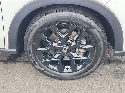 Used 2024 Honda HR-V Sport image 8