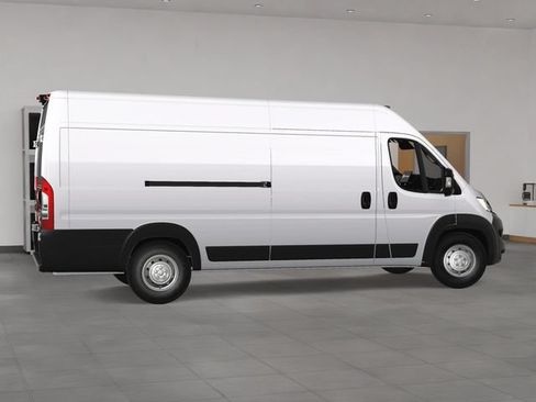 New 2024 RAM ProMaster 3500 w/ Premium Convenience Group FWD image 6