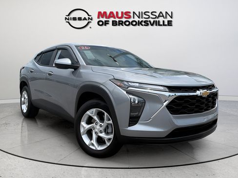 Used 2026 Chevrolet Trax LS w/ LS Convenience Package FWD image 1