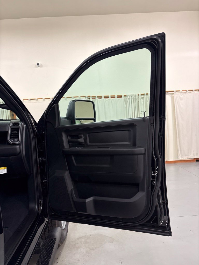 New 2027 RAM 2500 Tradesman AWD/4WD image 26