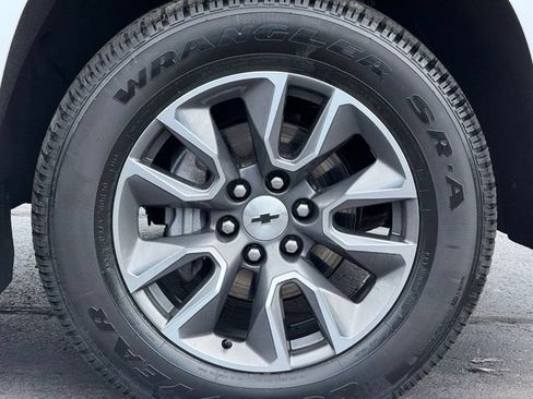 Used 2020 Chevrolet Silverado 1500 RST AWD/4WD image 11