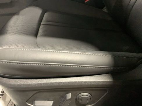 Used 2026 Kia Sorento S image 11