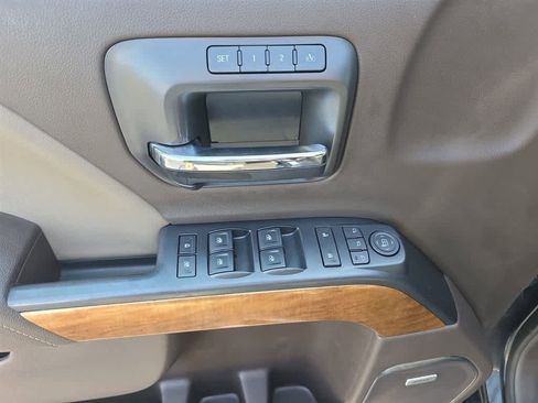 Used 2017 Chevrolet Silverado 1500 LTZ w/ Texas Edition AWD/4WD image 17