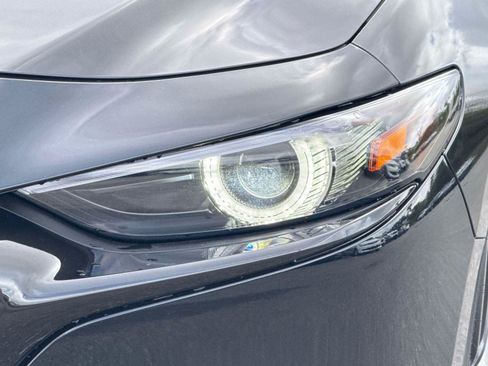 New 2026 MAZDA MAZDA3 2.5 S Hatchback w/ Premium Pkg FWD image 10