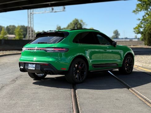 Used 2022 Porsche Macan GTS AWD/4WD image 3