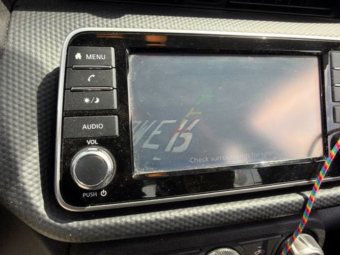 Used 2023 Nissan Kicks S FWD image 8