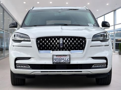 Certified 2022 Lincoln Aviator Grand Touring w/ Elements Package Plus AWD/4WD image 9
