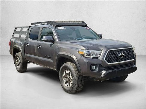 Used 2019 Toyota Tacoma TRD Off-Road w/ Technology Package AWD/4WD image 3