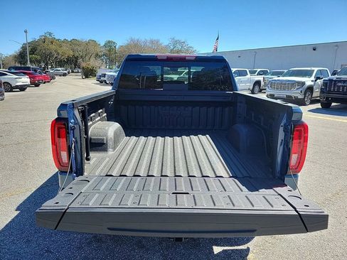 Used 2025 GMC Sierra 1500 Denali AWD/4WD image 6