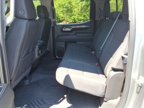 Certified 2024 Chevrolet Silverado 1500 RST AWD/4WD image 18