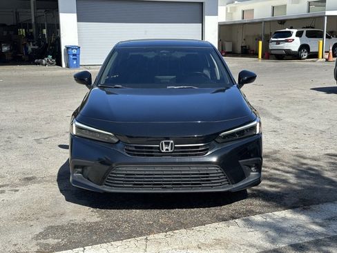 Used 2024 Honda Civic Touring image 2