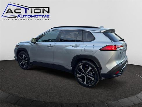 Used 2023 Toyota Corolla Cross HYBRID XSE image 6