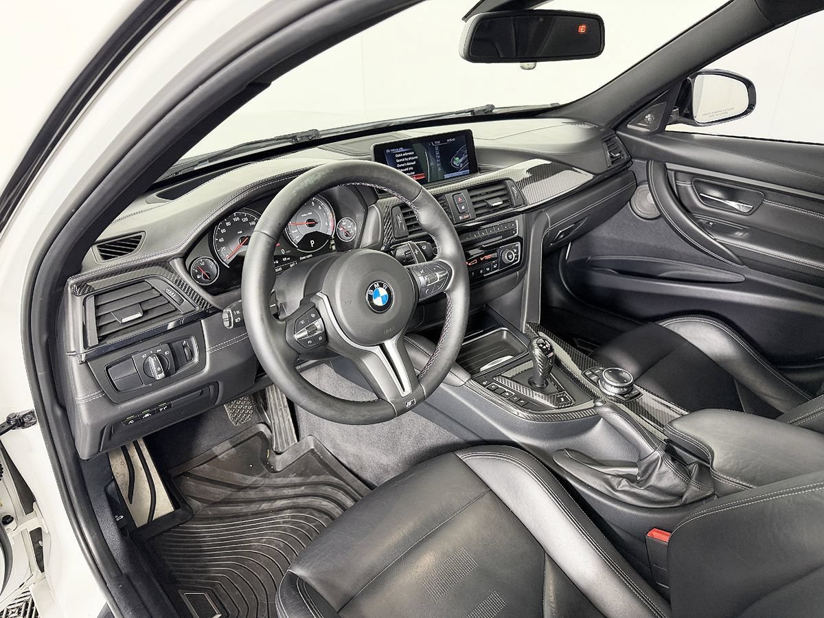 Used 2015 BMW M3 w/ Executive Package RWD image 43