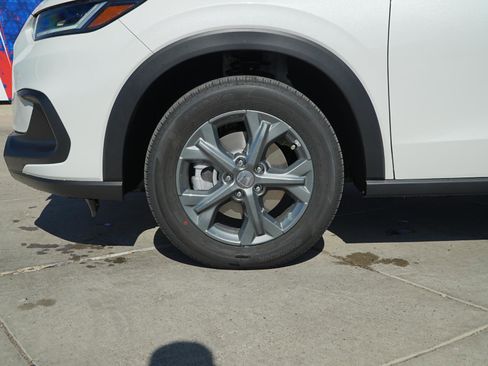 New 2026 Honda HR-V LX image 12