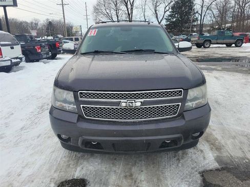 Used 2011 Chevrolet Suburban LTZ image 3