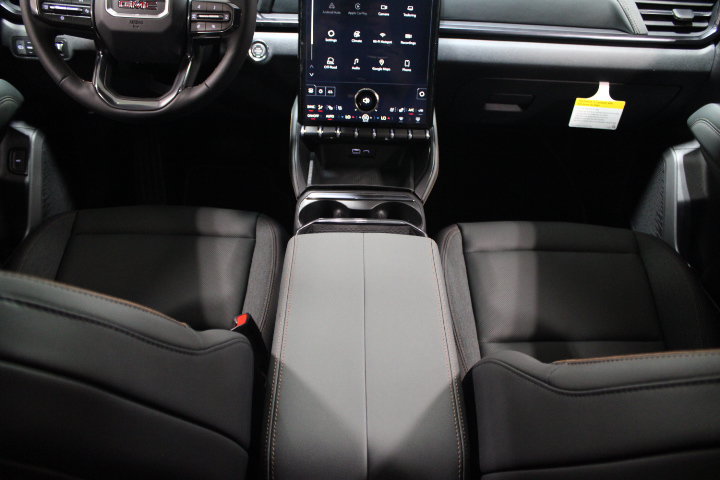 New 2027 GMC Terrain AT4 w/ Convenience Package III AWD/4WD image 30