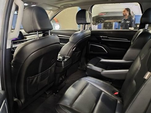 Certified 2025 Kia Telluride S AWD/4WD image 16