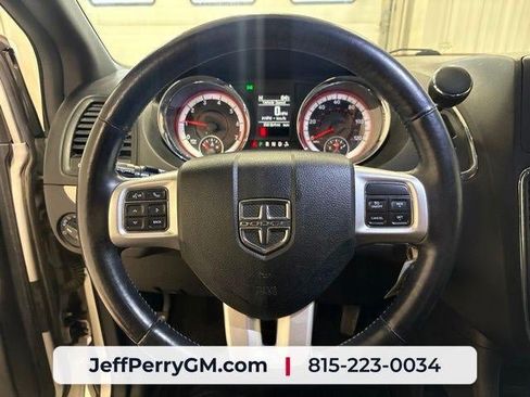 Used 2017 Dodge Grand Caravan GT FWD image 10