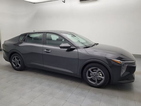 Used 2025 Kia K4 FWD image 11