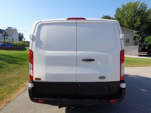 Used 2020 Ford Transit 250 Low Roof RWD image 4