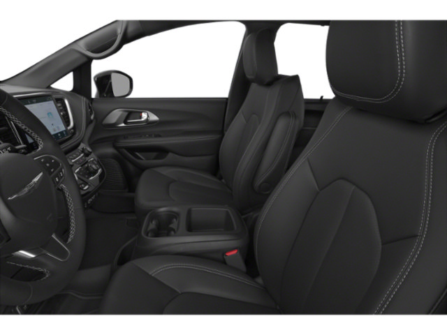 Used 2025 Chrysler Pacifica Select FWD image 6