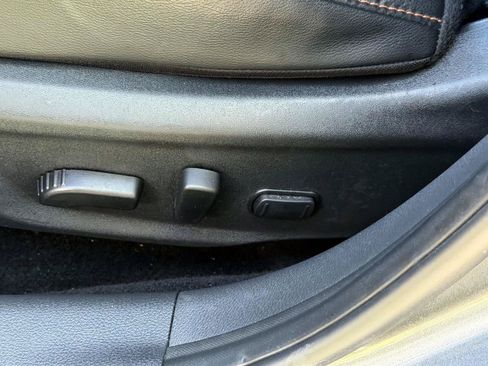 Used 2023 Nissan Sentra SR w/ SR Premium Package FWD image 17