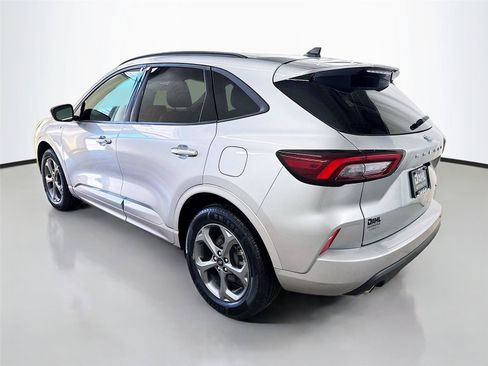 Used 2024 Ford Escape ST-Line AWD/4WD image 9