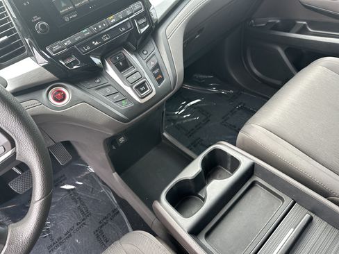 Used 2020 Honda Odyssey EX image 26